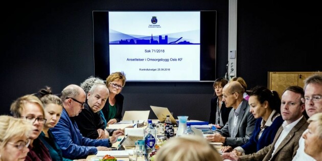- Vi betaler over én million for et styre som har så liten peiling